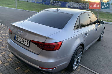 Седан Audi A4 2015 в 