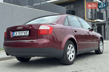 Седан Audi A4 2001 в 
