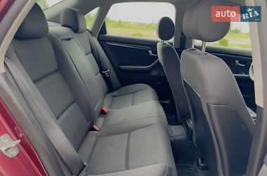 Седан Audi A4 2001 в 