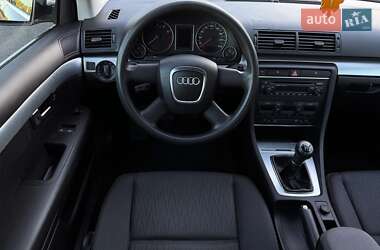 Седан Audi A4 2005 в 