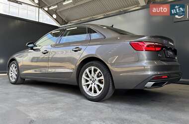 Седан Audi A4 2021 в 