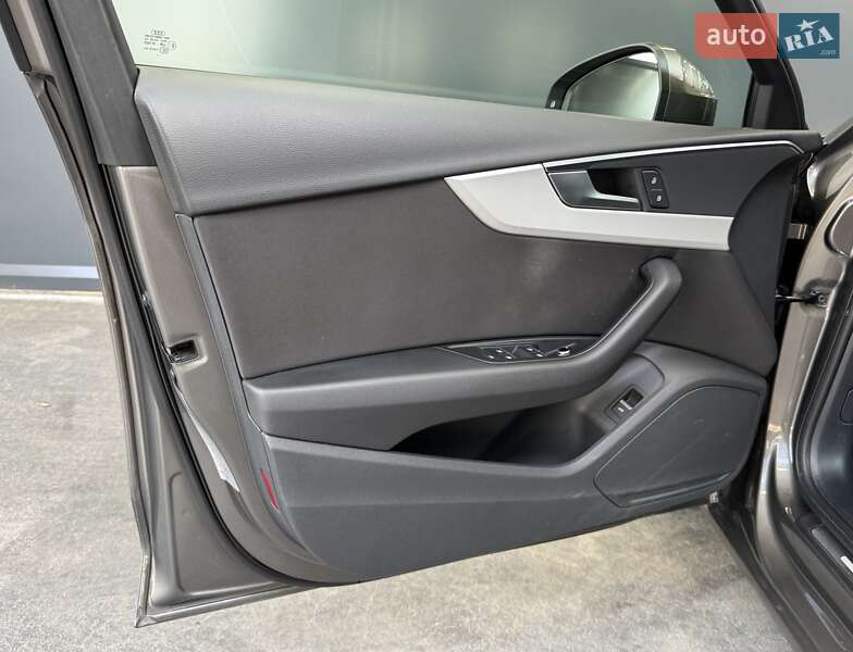 Седан Audi A4 2021 в Киеве фото 36 Седан Audi A4 2021 в Киеве
