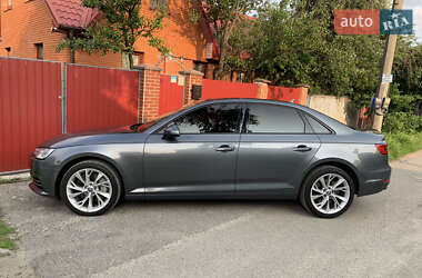 Седан Audi A4 2016 в 