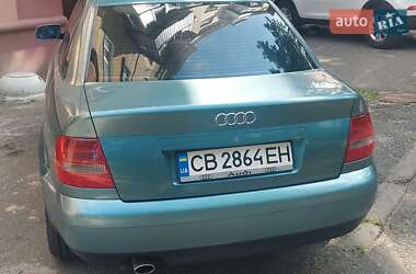 Седан Audi A4 1999 в 