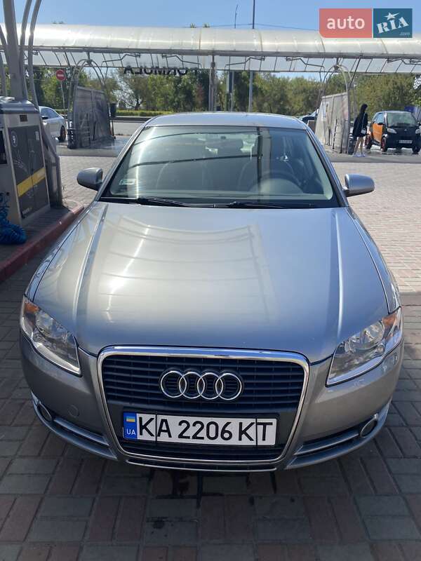 Седан Audi A4 2006 в 