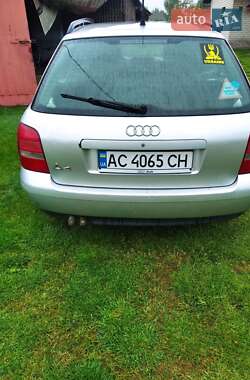 Универсал Audi A4 2000 в 