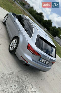 Универсал Audi A4 2016 в 