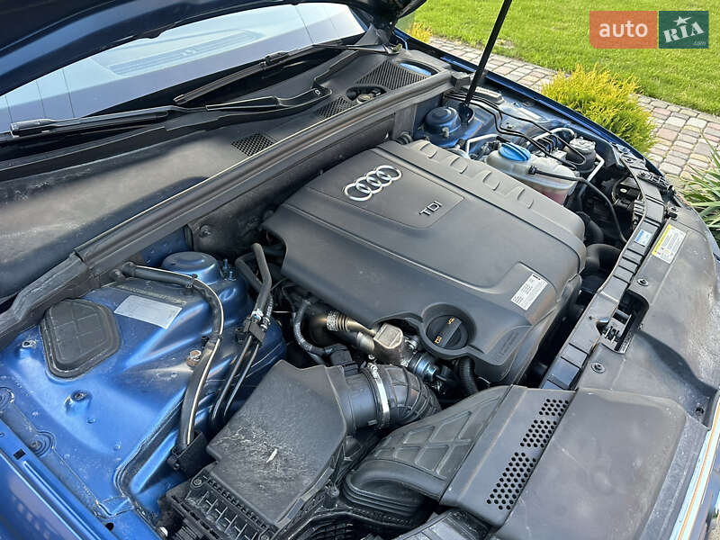 Седан Audi A4 2011 в Ивано-Франковске