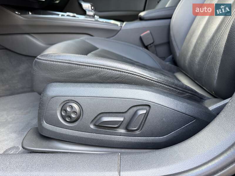 Седан Audi A4 2016 в Харькове