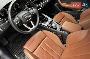 Седан Audi A4 2021 в 
