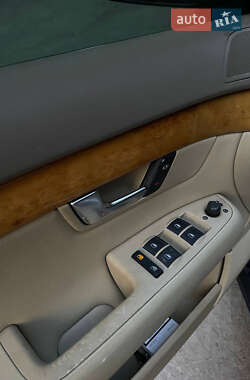 Седан Audi A4 2006 в 
