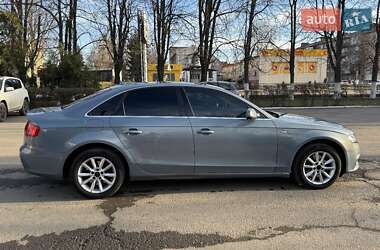 Седан Audi A4 2010 в 