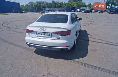 Седан Audi A4 2016 в 