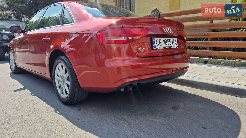 Седан Audi A4 2012 в Черновцах
