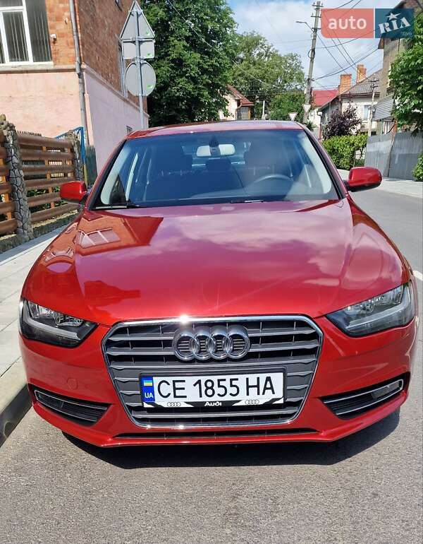 Седан Audi A4 2012 в Черновцах