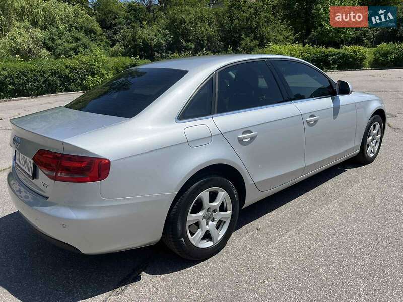 Седан Audi A4 2008 в Киеве