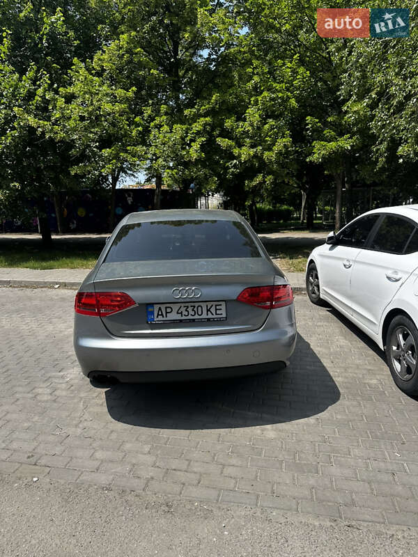 Седан Audi A4 2010 в Запорожье