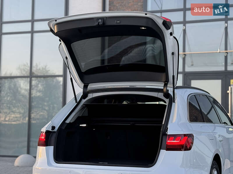 Универсал Audi A4 2021 в Тернополе