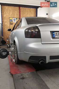 Седан Audi A4 2001 в Ладижині