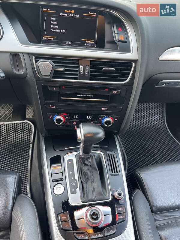 Седан Audi A4 2015 в Киеве