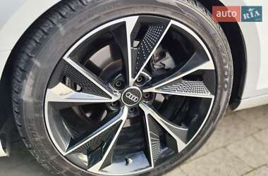 Универсал Audi A4 2016 в 