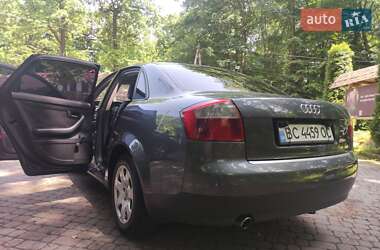 Седан Audi A4 2001 в 