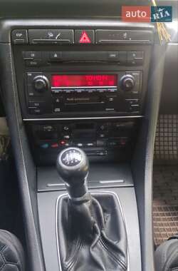 Седан Audi A4 2001 в 