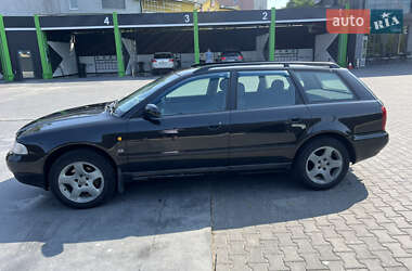 Універсал Audi A4 1997 в 