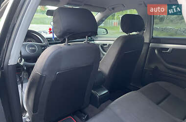 Седан Audi A4 2002 в 
