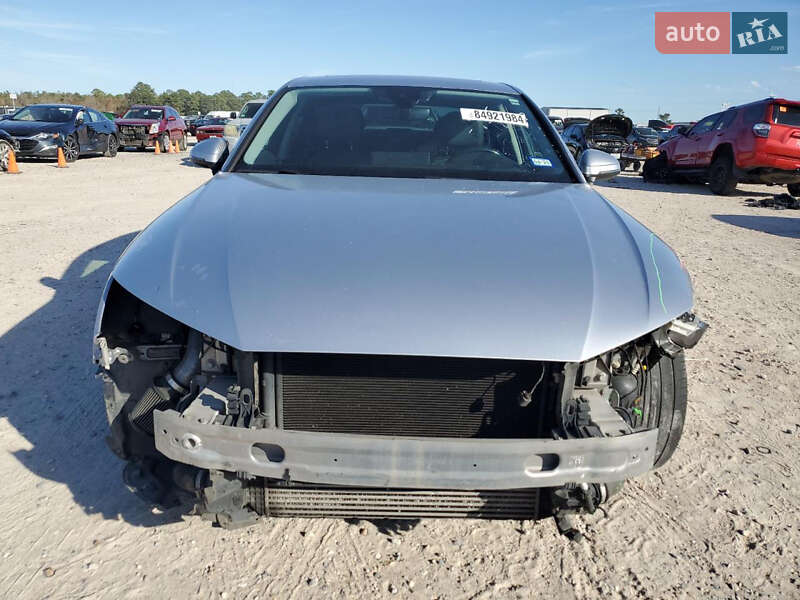 Седан Audi A4 2021 в Киеве