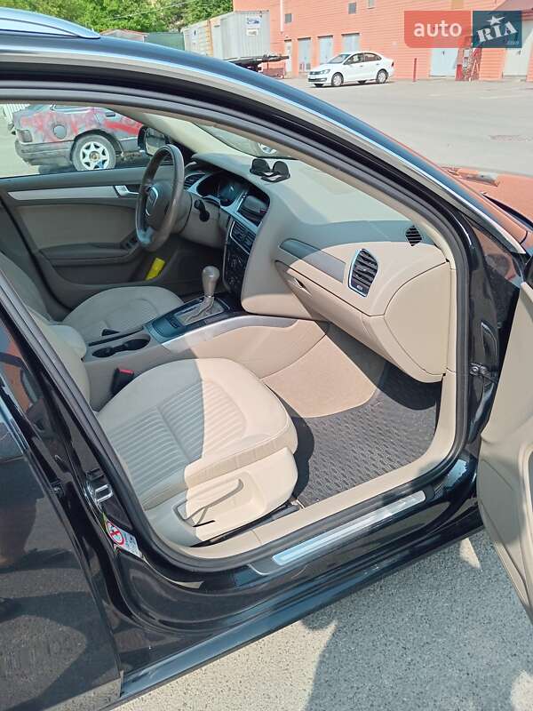 Универсал Audi A4 2008 в Киеве