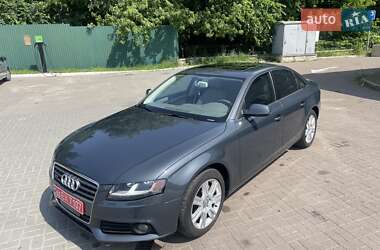 Седан Audi A4 2011 в 
