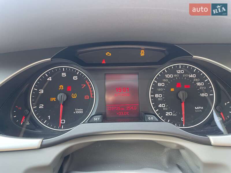 Седан Audi A4 2011 в Киеве
