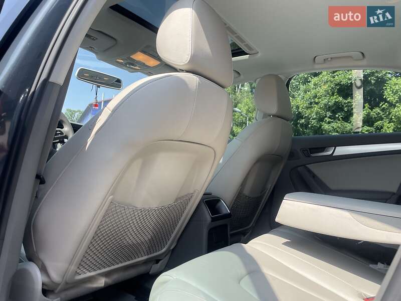Седан Audi A4 2011 в Киеве