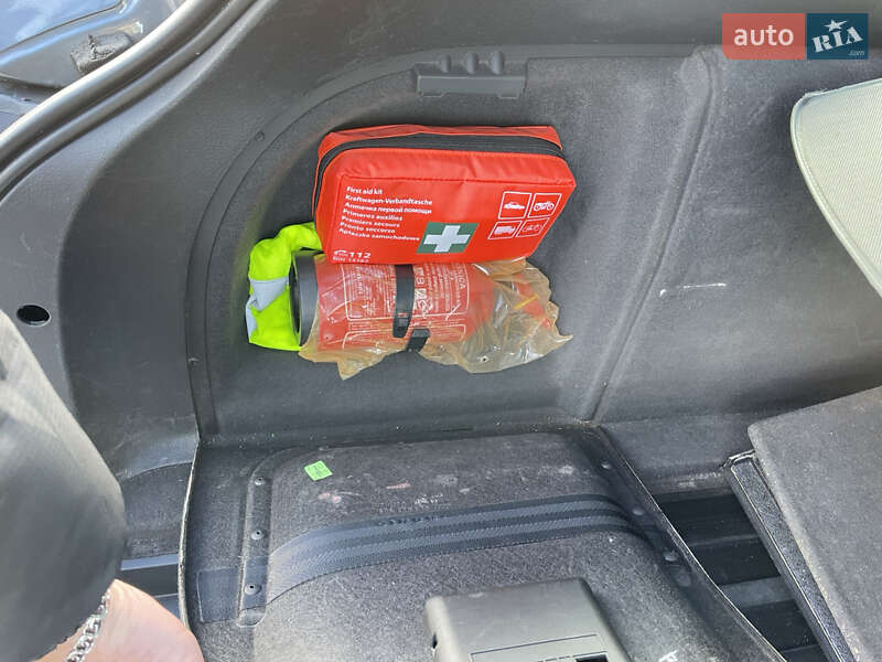 Универсал Audi A4 2001 в Сходнице фото 27 Универсал Audi A4 2001 в Сходнице