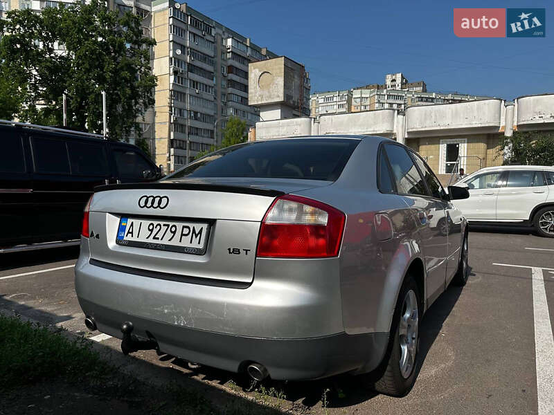 Седан Audi A4 2003 в Києві