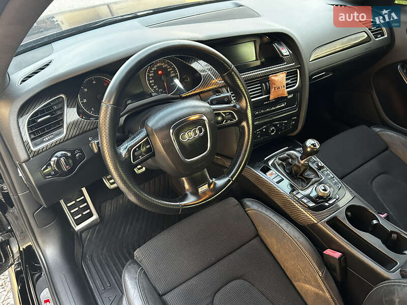 Седан Audi A4 2008 в Мукачево