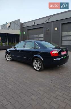 Седан Audi A4 2004 в Каменском