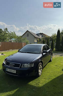 Седан Audi A4 2002 в 