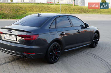 Седан Audi A4 2018 в 
