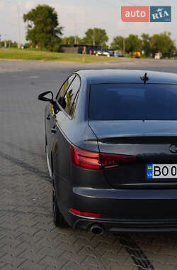 Седан Audi A4 2018 в 