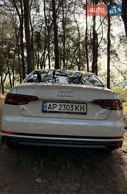 Седан Audi A4 2018 в 