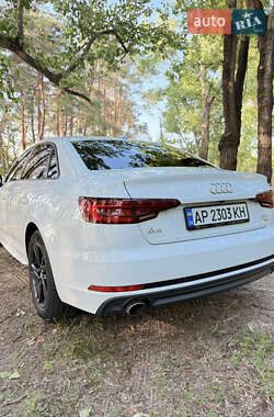 Седан Audi A4 2018 в 