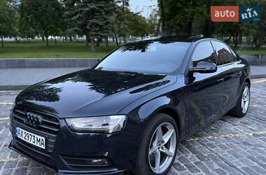 Седан Audi A4 2012 в 
