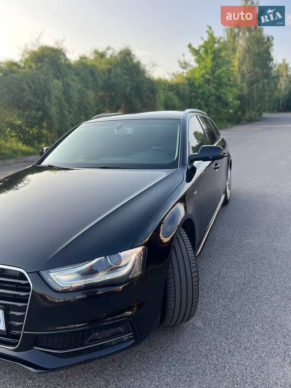 Универсал Audi A4 2013 в Виннице