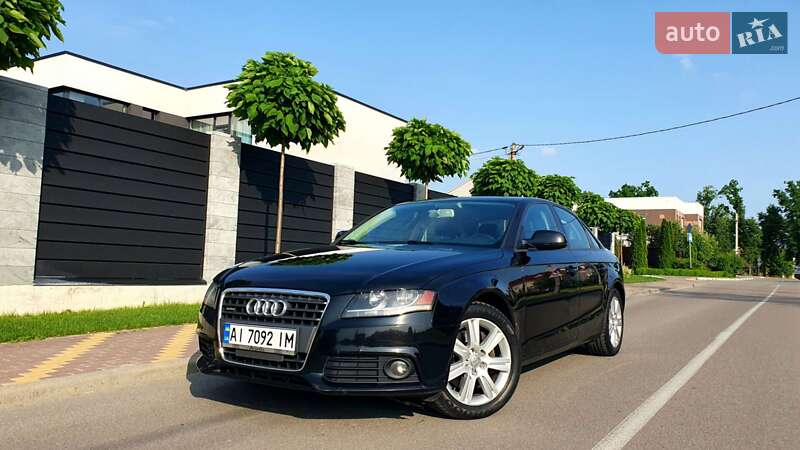Седан Audi A4 2010 в Киеве