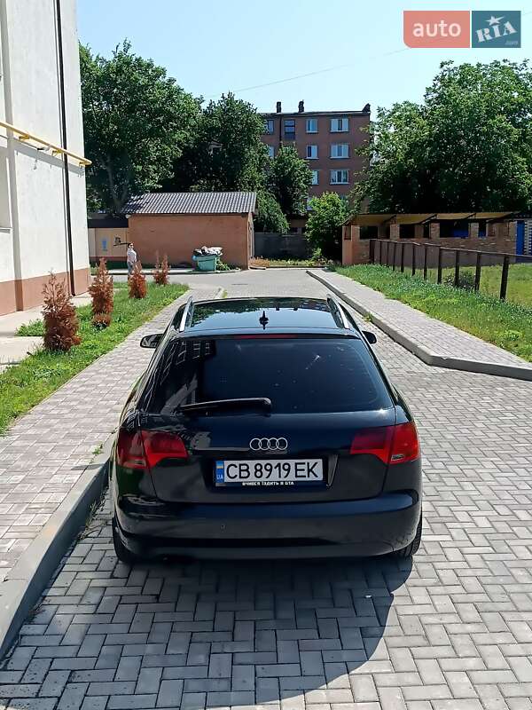 Универсал Audi A4 2005 в Ромнах