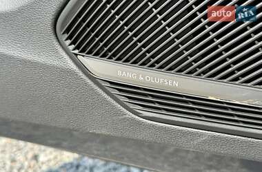 Седан Audi A4 2017 в 