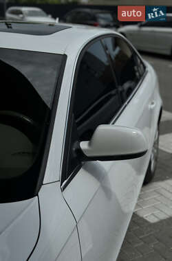 Седан Audi A4 2009 в 