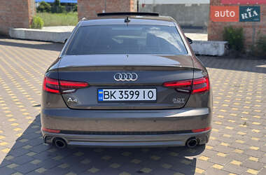 Седан Audi A4 2016 в 